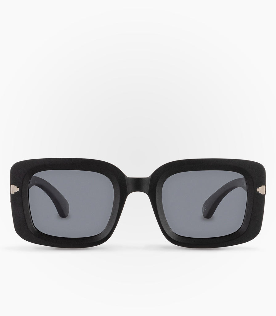 Geyser Black sunglasses front view picture